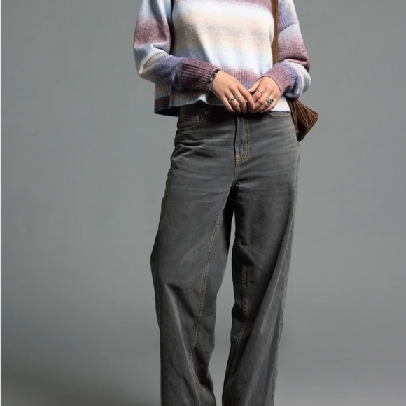 Weekend Ravi  Sweater Size Small . - Picture 1 of 15